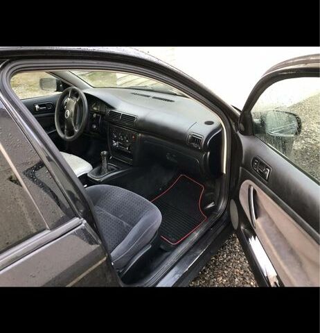 Чорний Фольксваген Пассат, об'ємом двигуна 1.9 л та пробігом 200 тис. км за 2100 $, фото 2 на Automoto.ua