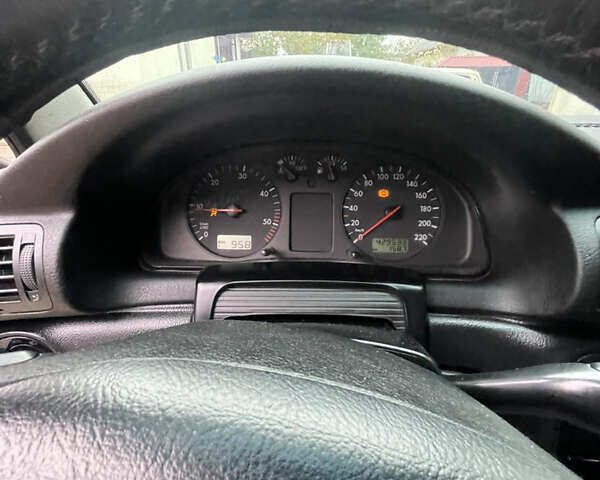 Черный Фольксваген Пассат, объемом двигателя 1.9 л и пробегом 431 тыс. км за 3050 $, фото 2 на Automoto.ua