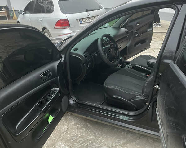 Черный Фольксваген Пассат, объемом двигателя 1.9 л и пробегом 431 тыс. км за 3050 $, фото 9 на Automoto.ua