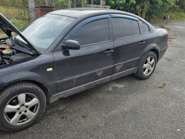 Черный Фольксваген Пассат, объемом двигателя 1.8 л и пробегом 440 тыс. км за 2038 $, фото 6 на Automoto.ua