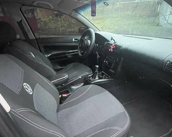 Черный Фольксваген Пассат, объемом двигателя 1.9 л и пробегом 431 тыс. км за 3050 $, фото 11 на Automoto.ua