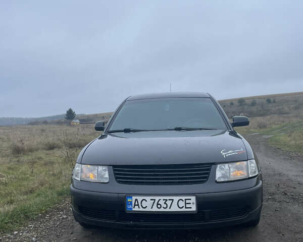 Черный Фольксваген Пассат, объемом двигателя 1.9 л и пробегом 431 тыс. км за 3050 $, фото 15 на Automoto.ua