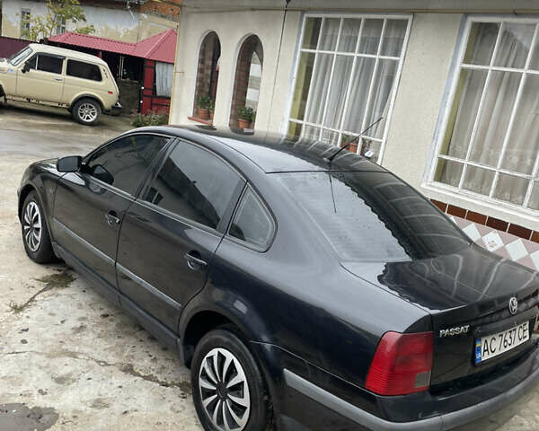 Черный Фольксваген Пассат, объемом двигателя 1.9 л и пробегом 431 тыс. км за 3050 $, фото 1 на Automoto.ua