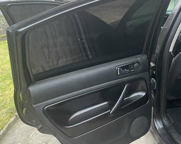 Черный Фольксваген Пассат, объемом двигателя 1.9 л и пробегом 431 тыс. км за 3050 $, фото 8 на Automoto.ua