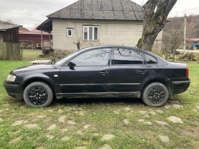 Черный Фольксваген Пассат, объемом двигателя 1.8 л и пробегом 3 тыс. км за 2500 $, фото 2 на Automoto.ua