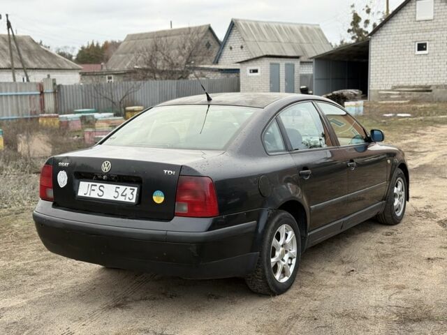 Чорний Фольксваген Пассат, об'ємом двигуна 1.9 л та пробігом 300 тис. км за 1250 $, фото 2 на Automoto.ua