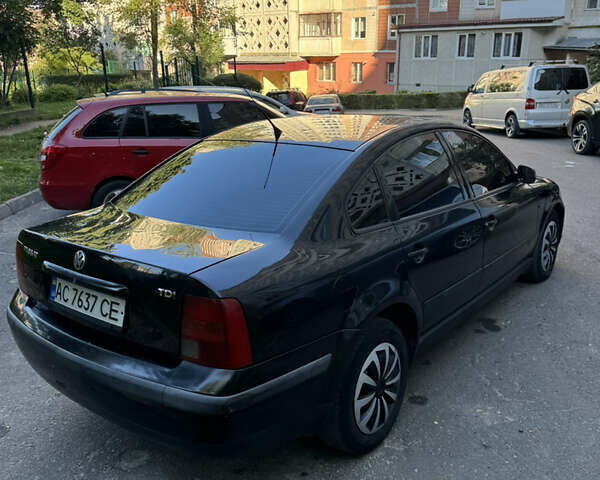 Черный Фольксваген Пассат, объемом двигателя 1.9 л и пробегом 420 тыс. км за 3100 $, фото 7 на Automoto.ua