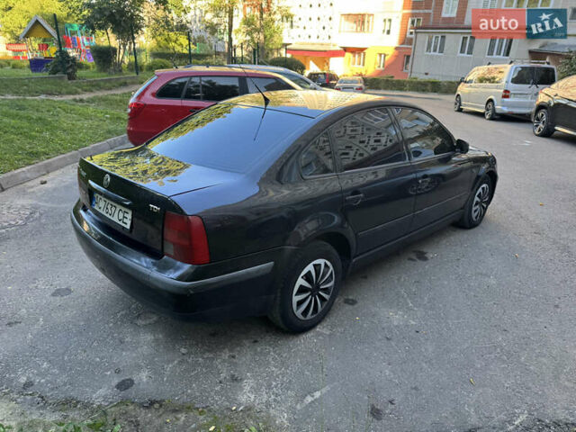 Черный Фольксваген Пассат, объемом двигателя 1.9 л и пробегом 420 тыс. км за 3100 $, фото 8 на Automoto.ua