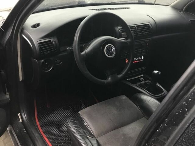 Чорний Фольксваген Пассат, об'ємом двигуна 1.9 л та пробігом 400 тис. км за 3300 $, фото 7 на Automoto.ua