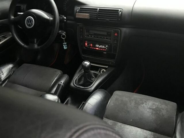 Чорний Фольксваген Пассат, об'ємом двигуна 1.9 л та пробігом 400 тис. км за 3300 $, фото 6 на Automoto.ua