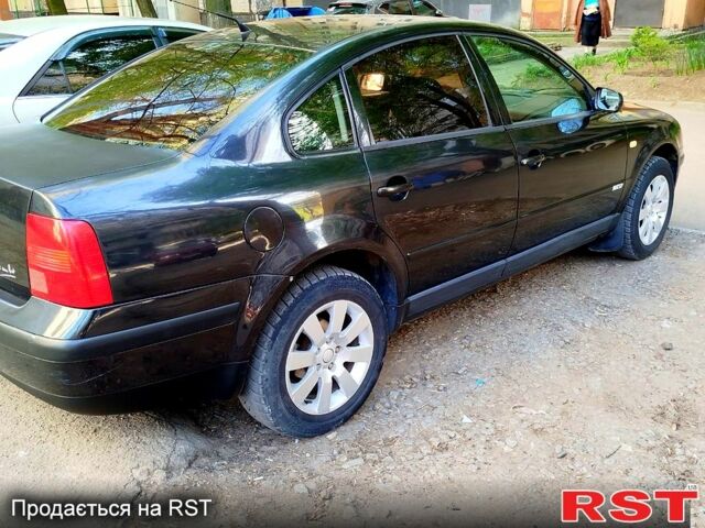 Чорний Фольксваген Пассат, об'ємом двигуна 1.8 л та пробігом 0 тис. км за 3500 $, фото 4 на Automoto.ua