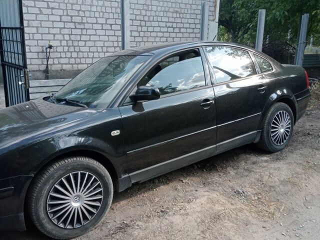 Чорний Фольксваген Пассат, об'ємом двигуна 2.8 л та пробігом 350 тис. км за 3700 $, фото 4 на Automoto.ua