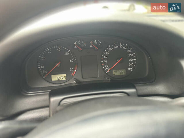 Чорний Фольксваген Пассат, об'ємом двигуна 1.6 л та пробігом 424 тис. км за 3300 $, фото 20 на Automoto.ua