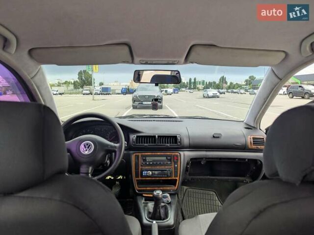 Чорний Фольксваген Пассат, об'ємом двигуна 1.8 л та пробігом 140 тис. км за 3500 $, фото 16 на Automoto.ua