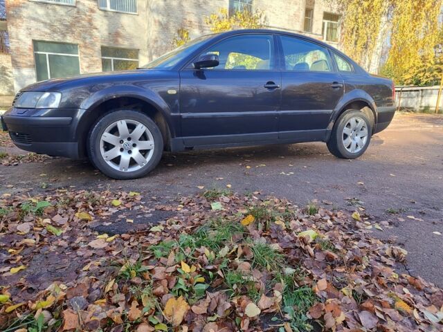 Черный Фольксваген Пассат, объемом двигателя 1.9 л и пробегом 365 тыс. км за 3700 $, фото 3 на Automoto.ua