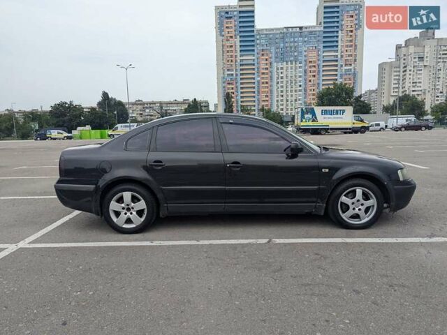 Чорний Фольксваген Пассат, об'ємом двигуна 1.8 л та пробігом 140 тис. км за 3500 $, фото 2 на Automoto.ua