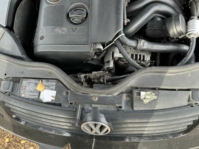 Чорний Фольксваген Пассат, об'ємом двигуна 1.8 л та пробігом 316 тис. км за 3800 $, фото 5 на Automoto.ua