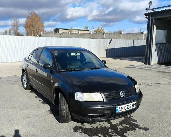 Чорний Фольксваген Пассат, об'ємом двигуна 2.5 л та пробігом 250 тис. км за 2999 $, фото 8 на Automoto.ua