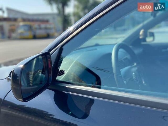 Чорний Фольксваген Пассат, об'ємом двигуна 1.6 л та пробігом 315 тис. км за 4500 $, фото 11 на Automoto.ua