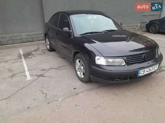 Черный Фольксваген Пассат, объемом двигателя 1.78 л и пробегом 378 тыс. км за 3600 $, фото 7 на Automoto.ua