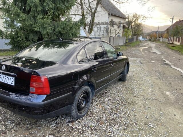 Черный Фольксваген Пассат, объемом двигателя 0 л и пробегом 300 тыс. км за 1650 $, фото 12 на Automoto.ua