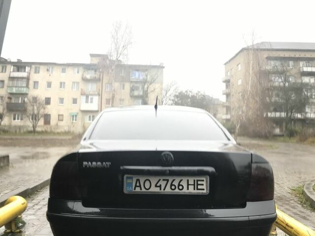 Черный Фольксваген Пассат, объемом двигателя 1.9 л и пробегом 400 тыс. км за 3300 $, фото 2 на Automoto.ua