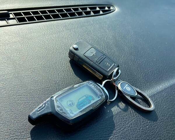 Чорний Фольксваген Пассат, об'ємом двигуна 1.6 л та пробігом 315 тис. км за 4500 $, фото 10 на Automoto.ua