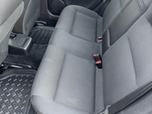 Черный Фольксваген Пассат, объемом двигателя 1.6 л и пробегом 194 тыс. км за 6000 $, фото 4 на Automoto.ua