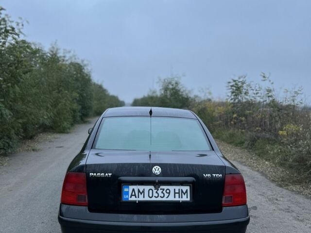 Черный Фольксваген Пассат, объемом двигателя 2.5 л и пробегом 400 тыс. км за 3300 $, фото 3 на Automoto.ua