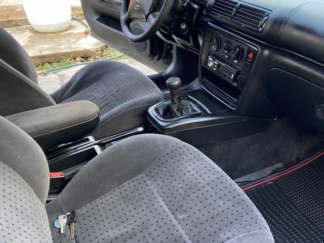 Черный Фольксваген Пассат, объемом двигателя 0 л и пробегом 300 тыс. км за 1650 $, фото 19 на Automoto.ua