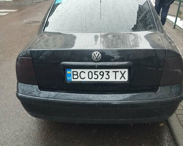 Чорний Фольксваген Пассат, об'ємом двигуна 2.5 л та пробігом 323 тис. км за 2100 $, фото 15 на Automoto.ua