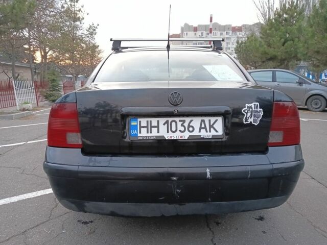 Черный Фольксваген Пассат, объемом двигателя 1.9 л и пробегом 406 тыс. км за 2650 $, фото 5 на Automoto.ua
