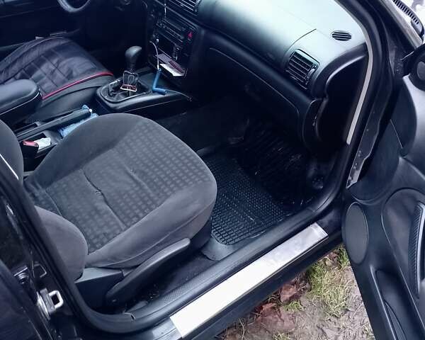 Черный Фольксваген Пассат, объемом двигателя 1.9 л и пробегом 464 тыс. км за 3700 $, фото 5 на Automoto.ua