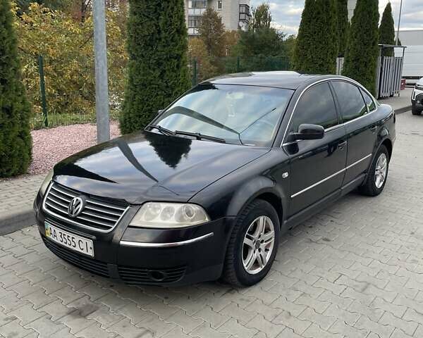 Черный Фольксваген Пассат, объемом двигателя 1.8 л и пробегом 262 тыс. км за 3700 $, фото 1 на Automoto.ua