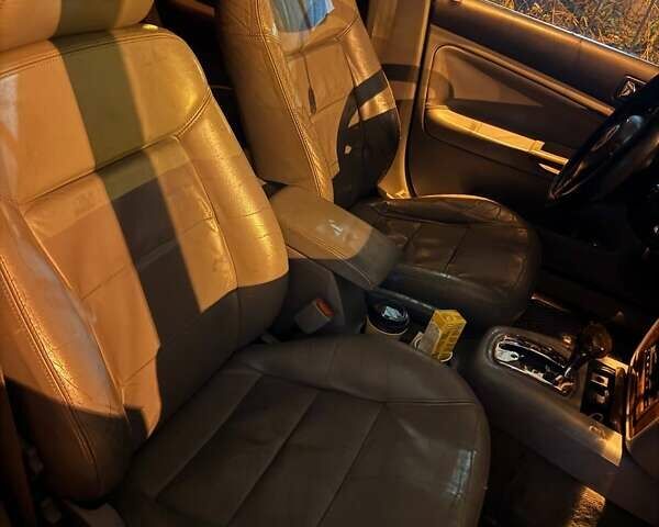 Черный Фольксваген Пассат, объемом двигателя 2.77 л и пробегом 325 тыс. км за 3500 $, фото 5 на Automoto.ua