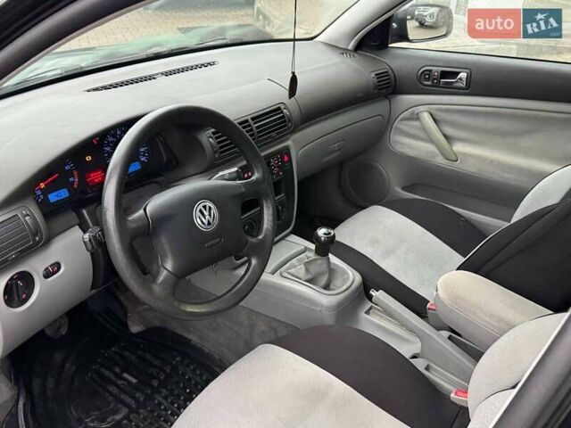 Чорний Фольксваген Пассат, об'ємом двигуна 1.78 л та пробігом 327 тис. км за 3900 $, фото 9 на Automoto.ua