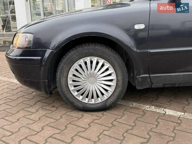 Чорний Фольксваген Пассат, об'ємом двигуна 1.78 л та пробігом 327 тис. км за 3900 $, фото 8 на Automoto.ua