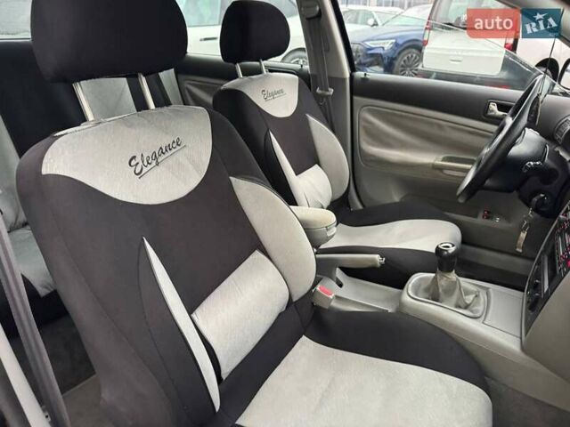 Чорний Фольксваген Пассат, об'ємом двигуна 1.78 л та пробігом 327 тис. км за 3900 $, фото 12 на Automoto.ua