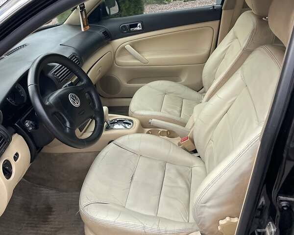 Черный Фольксваген Пассат, объемом двигателя 1.8 л и пробегом 262 тыс. км за 3700 $, фото 5 на Automoto.ua