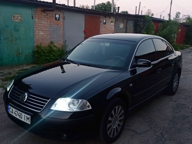 Черный Фольксваген Пассат, объемом двигателя 1.6 л и пробегом 170 тыс. км за 5100 $, фото 5 на Automoto.ua