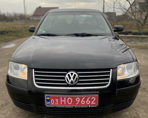 Черный Фольксваген Пассат, объемом двигателя 1.6 л и пробегом 230 тыс. км за 4850 $, фото 11 на Automoto.ua