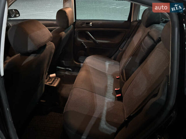 Черный Фольксваген Пассат, объемом двигателя 1.6 л и пробегом 259 тыс. км за 5200 $, фото 7 на Automoto.ua