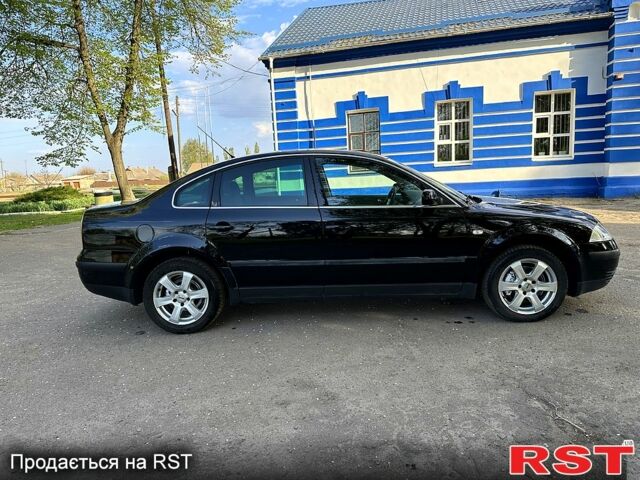 Черный Фольксваген Пассат, объемом двигателя 1.6 л и пробегом 140 тыс. км за 5700 $, фото 4 на Automoto.ua