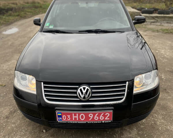 Черный Фольксваген Пассат, объемом двигателя 1.6 л и пробегом 230 тыс. км за 4850 $, фото 10 на Automoto.ua