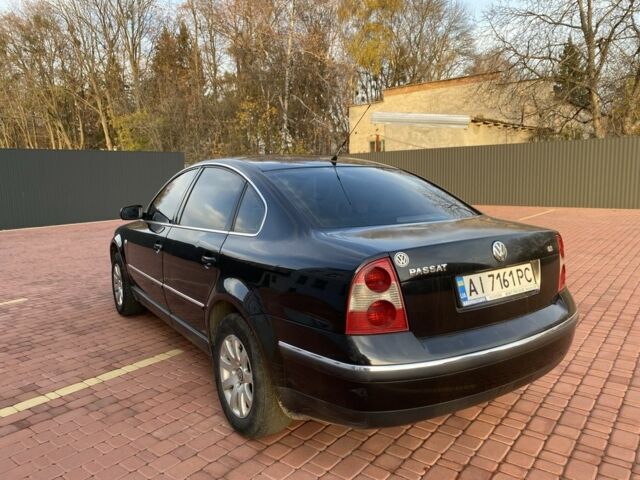 Черный Фольксваген Пассат, объемом двигателя 1.8 л и пробегом 300 тыс. км за 3250 $, фото 1 на Automoto.ua