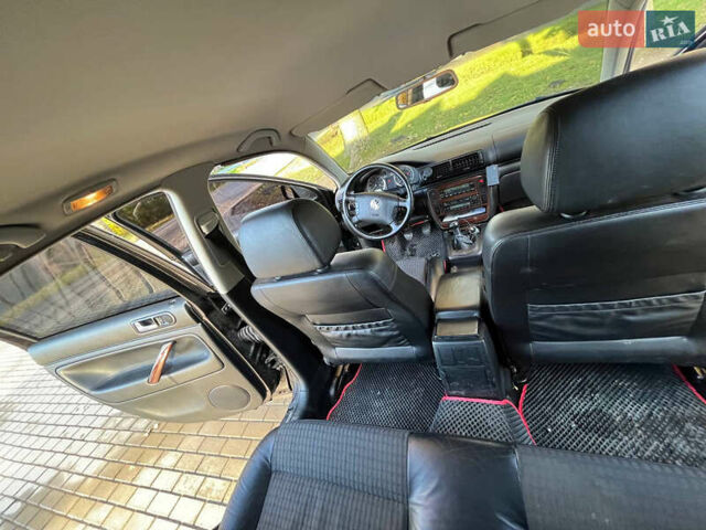 Черный Фольксваген Пассат, объемом двигателя 1.6 л и пробегом 254 тыс. км за 3950 $, фото 7 на Automoto.ua