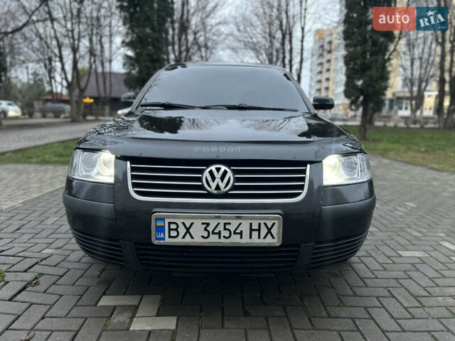 Черный Фольксваген Пассат, объемом двигателя 1.9 л и пробегом 409 тыс. км за 4650 $, фото 19 на Automoto.ua