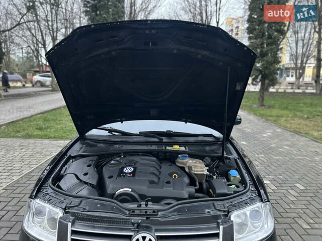 Черный Фольксваген Пассат, объемом двигателя 1.9 л и пробегом 409 тыс. км за 4650 $, фото 41 на Automoto.ua