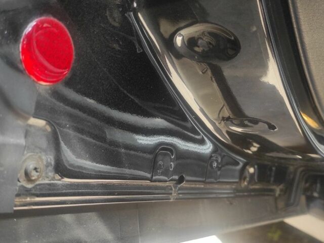 Черный Фольксваген Пассат, объемом двигателя 1.6 л и пробегом 170 тыс. км за 5100 $, фото 18 на Automoto.ua