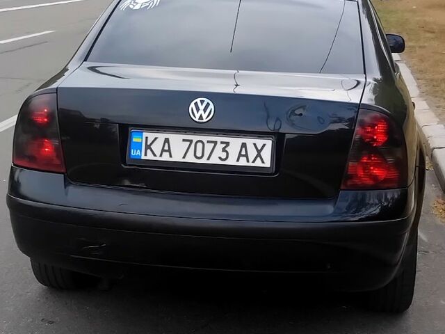 Черный Фольксваген Пассат, объемом двигателя 1.6 л и пробегом 340 тыс. км за 3500 $, фото 4 на Automoto.ua